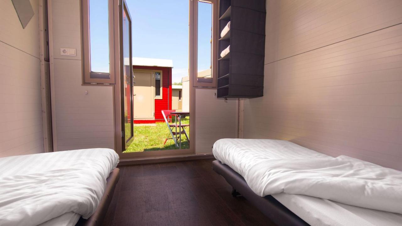 Pop-Up Hotel Songfestival Klaaswaal Ngoại thất bức ảnh